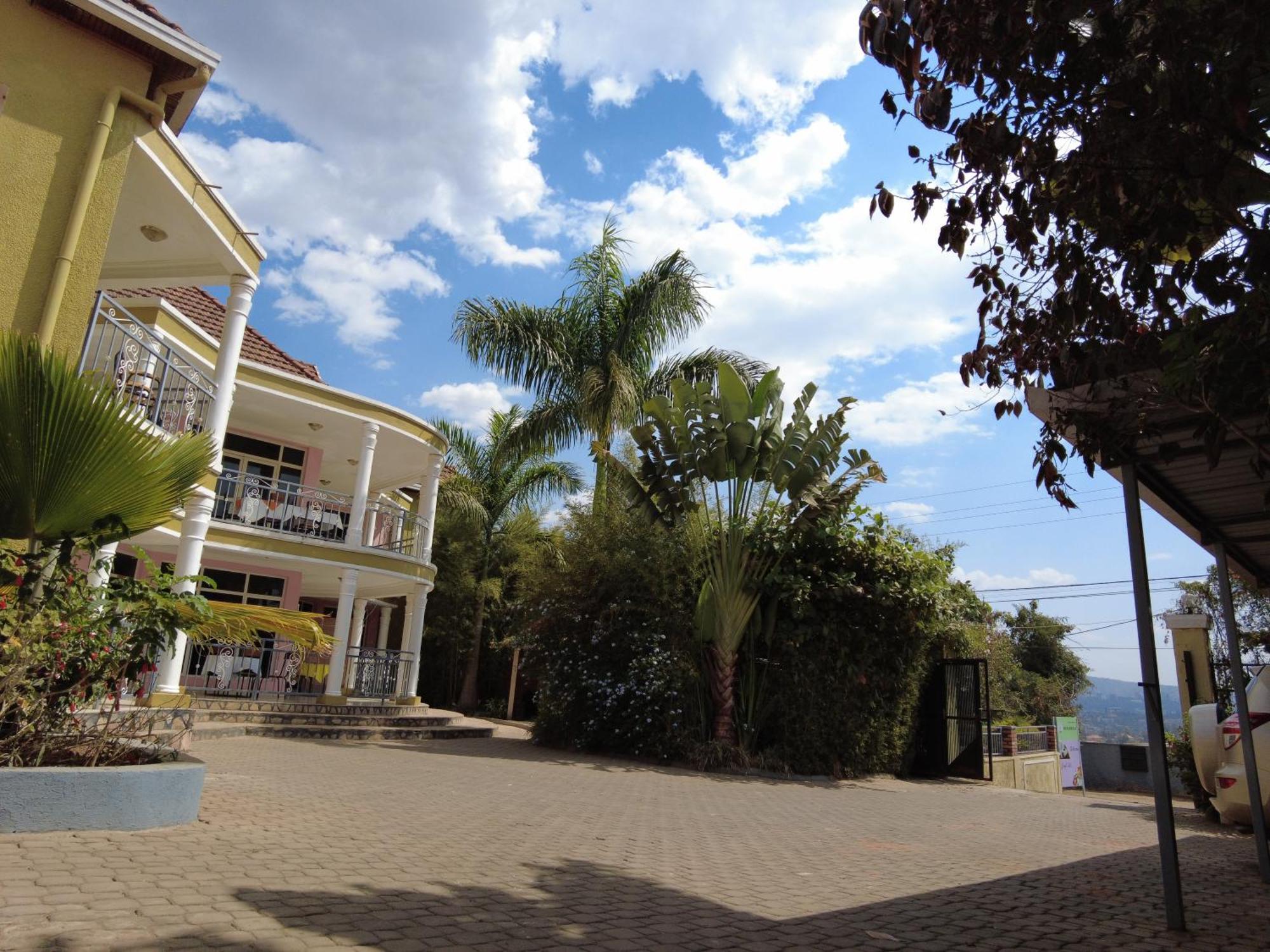 Dana Kigali Hotel Exterior photo